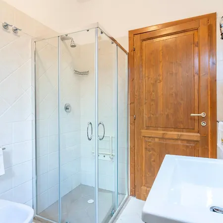 Thr-residence With Swimming-pool In Badesi, With Air Conditioning And Private Outdoor Area Badesi