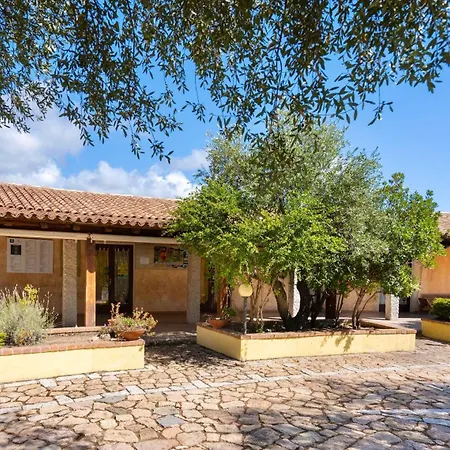 Aparthotel Thr-residence With Swimming-pool In Badesi, With Air Conditioning And Private Outdoor Area
